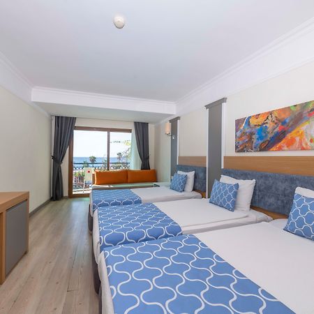 Labada Beach Hotel Çamyuva Esterno foto